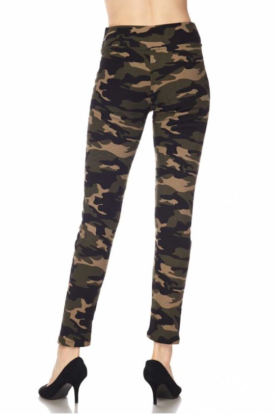 3 Inch High Waisted Fur Lined Camo Ankle Leggings - 5