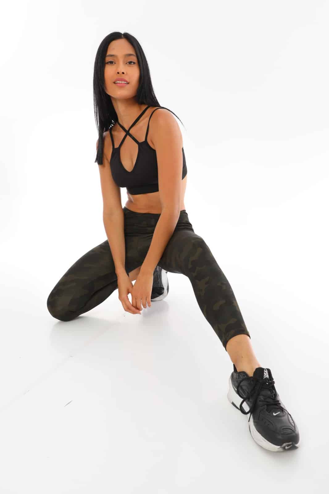 Memoryee Camo Seamless Yoga Leggings with High Waist Workout Running  Leggings for Women Stretch Gym Yoga Pants, Green : : Fashion